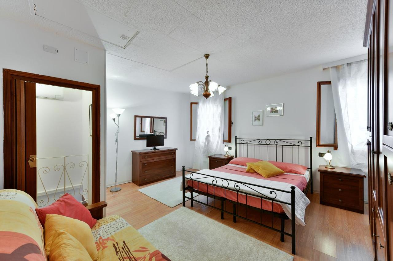 Bruna Holidays House Burano Ngoại thất bức ảnh